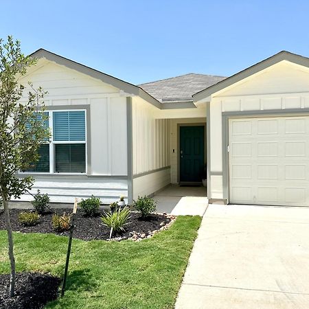 New Home Near Lackland, Seaworld San Antonio Extérieur photo